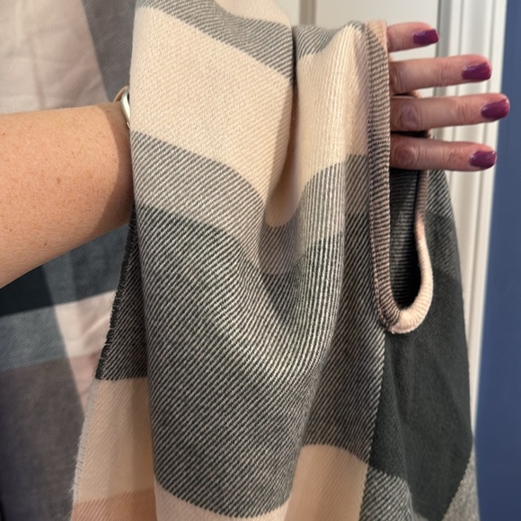 J. Crew shawl with arm holes/ poncho style - Picture 4 of 8